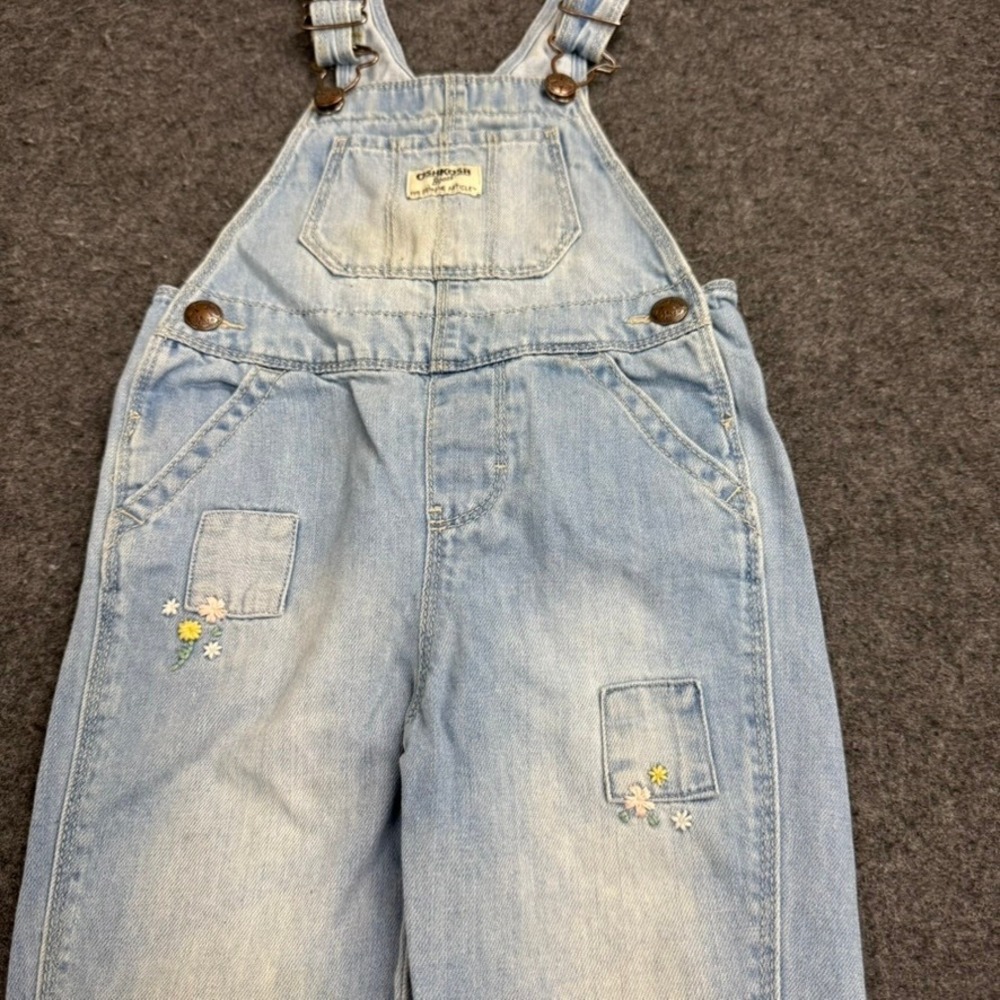 OshKosh B'gosh Light Wash Denim Overalls with Floral Embroidery Size 2T - Picture 2 of 6